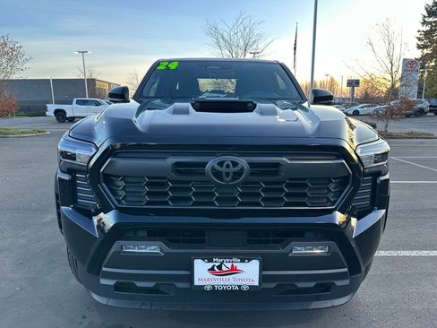 Used 2024 Toyota Tacoma TRD Sport image 8