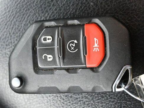 Used 2023 Jeep Wrangler Rubicon w/ LED Lighting Group image 28