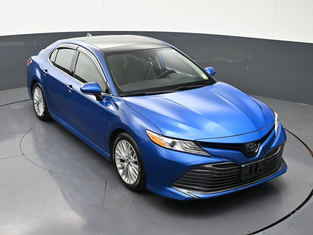 Used 2019 Toyota Camry XLE FWD image 22