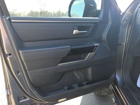 Used 2024 Toyota Tundra Limited AWD/4WD image 25