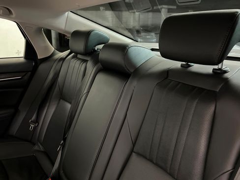 Used 2022 Honda Accord EX-L image 22