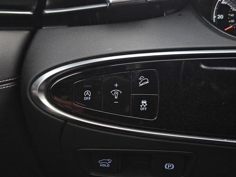 Used 2025 Genesis GV70 2.5T image 26