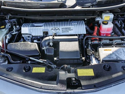 Used 2012 Toyota Prius V Five FWD image 27