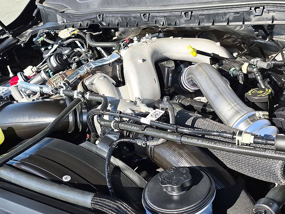 Used 2024 Ford F250 Lariat AWD/4WD image 37