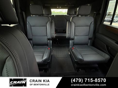 Used 2026 GMC Yukon XL Denali w/ Denali Reserve Package AWD/4WD image 30