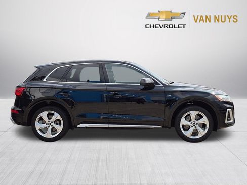 Used 2023 Audi Q5 2.0T Premium Plus w/ Premium Plus Package AWD/4WD image 4