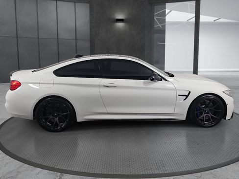 Used 2015 BMW M4 Coupe RWD image 4