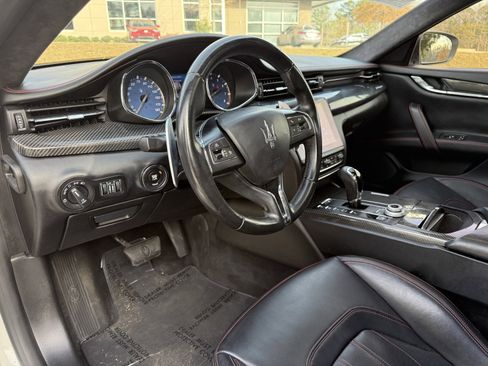 Used 2017 Maserati Quattroporte S GranLusso Q4 image 23