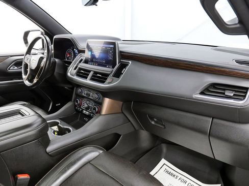 Used 2021 Chevrolet Tahoe High Country w/ Premium Package image 16
