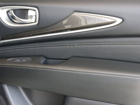Used 2019 INFINITI QX60 Luxe w/ Essential Package AWD/4WD image 39
