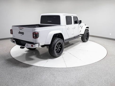 Used 2021 Jeep Gladiator Overland image 27
