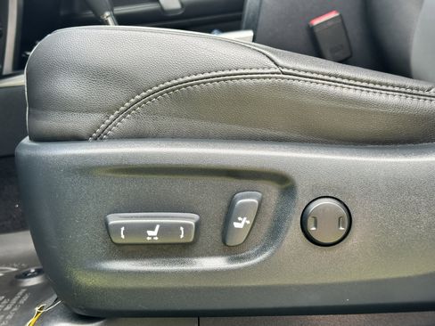 Used 2024 Toyota 4Runner SR5 Premium w/ TRD Black Wheel Package (TMS) image 19