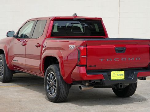 Used 2025 Toyota Tacoma TRD Sport w/ TRD Sport Upgrade Package AWD/4WD image 51
