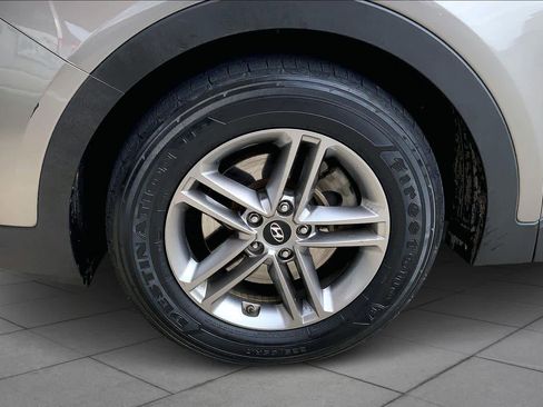 Used 2018 Hyundai Santa Fe Sport w/ 2.4L Value Package 02 image 11