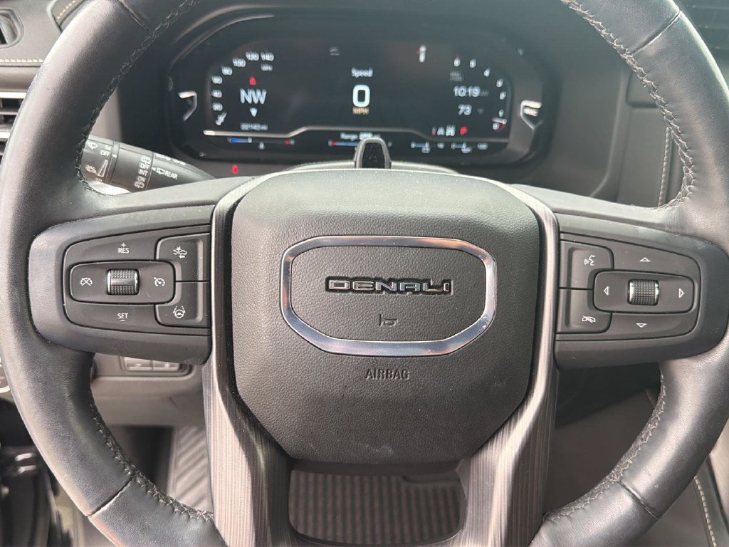 Used 2024 GMC Yukon Denali Ultimate AWD/4WD image 26