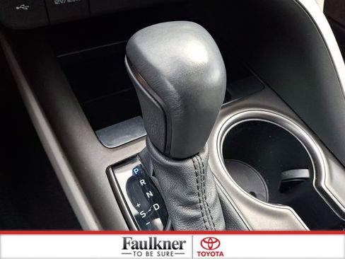 Certified 2023 Toyota Camry SE w/ Cold Weather Package FWD image 15