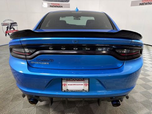 Used 2023 Dodge Charger SXT RWD image 5