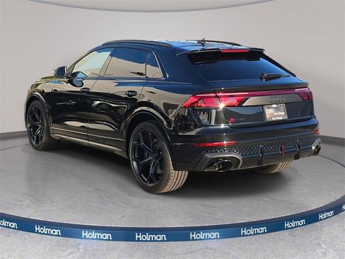 New 2026 Audi RS Q8 performance image 5