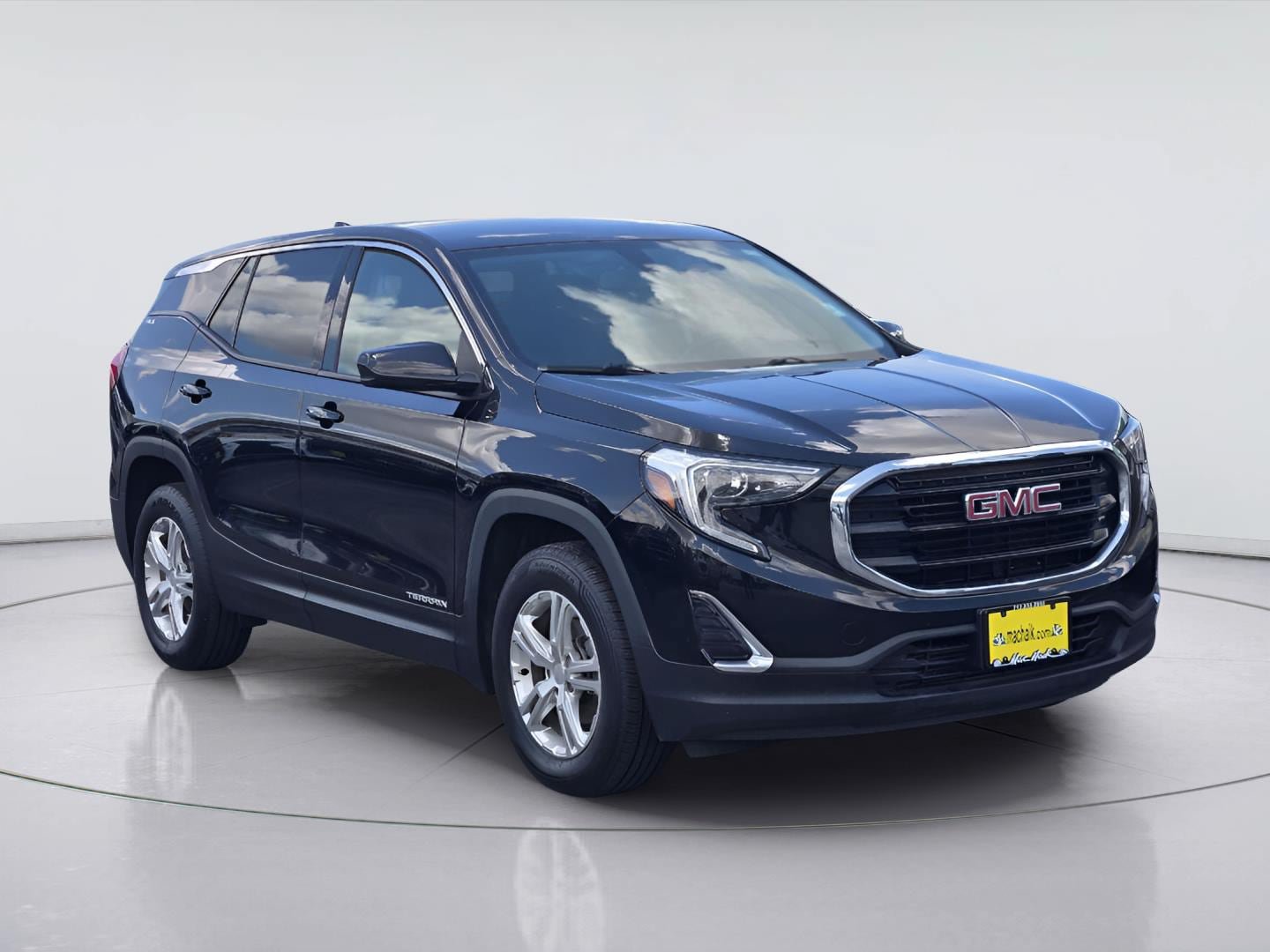 Used 2019 GMC Terrain SLE AWD/4WD image 3