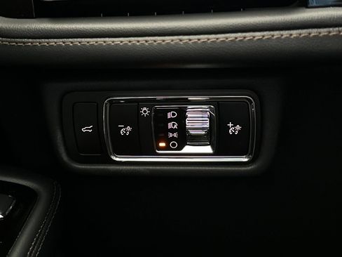 Used 2026 Lincoln Aviator 2WD image 28