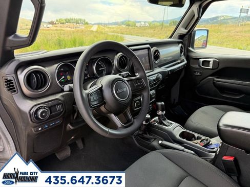 Used 2023 Jeep Wrangler Unlimited w/ Cold Weather Group AWD/4WD image 16