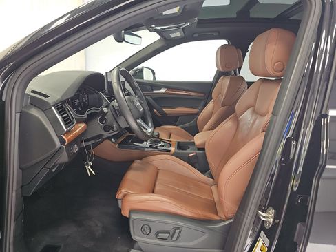 Used 2023 Audi Q5 2.0T Premium Plus w/ Premium Plus Package AWD/4WD image 4