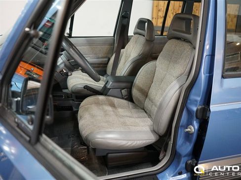 Used 1989 Jeep Cherokee Laredo AWD/4WD image 21