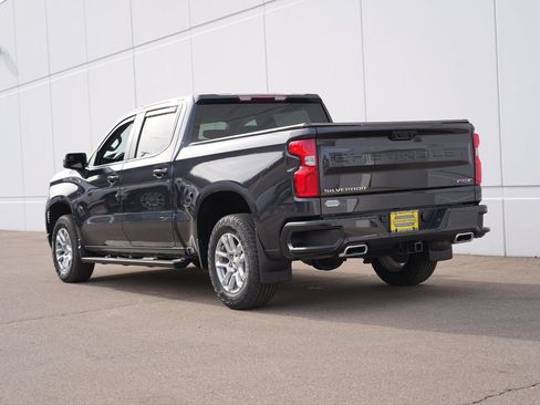 Used 2024 Chevrolet Silverado 1500 RST AWD/4WD image 5