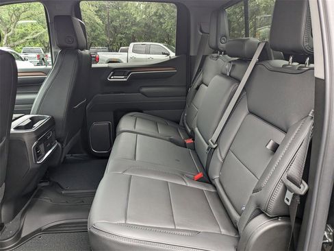 New 2025 GMC Sierra 1500 Denali image 14