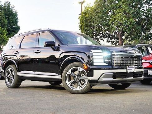 New 2026 Hyundai Palisade Limited image 2