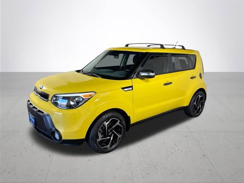Used 2014 Kia Soul + w/ Audio Package image 2