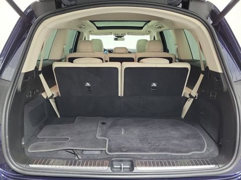 Used 2021 Mercedes-Benz GLS 450 4MATIC image 10