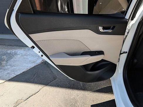 Used 2022 Hyundai Accent SEL FWD image 25