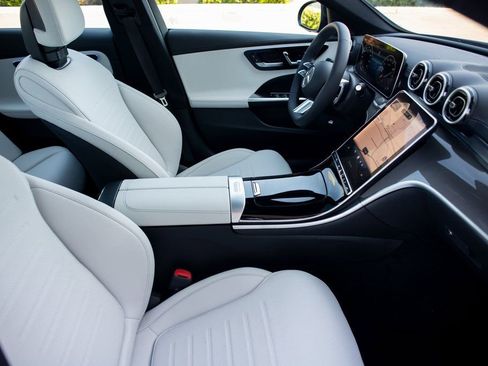 Used 2024 Mercedes-Benz C 300 4MATIC Sedan image 36