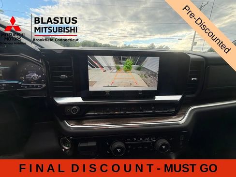 Used 2025 Chevrolet Silverado 1500 RST AWD/4WD image 33