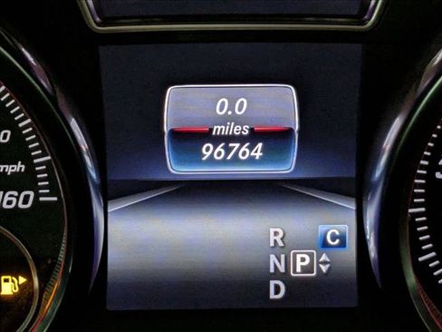 Used 2019 Mercedes-Benz GLE 400 4MATIC image 12