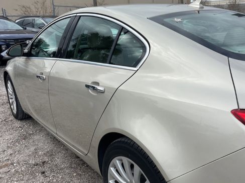 Used 2013 Buick Regal Premium image 8