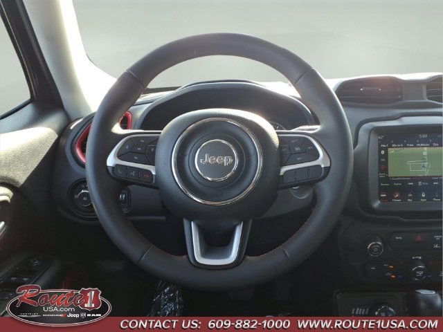 Used 2023 Jeep Renegade Trailhawk AWD/4WD image 25