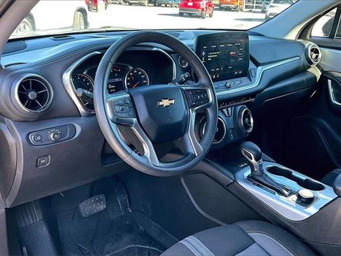 Used 2024 Chevrolet Blazer LT w/ Convenience Package image 14