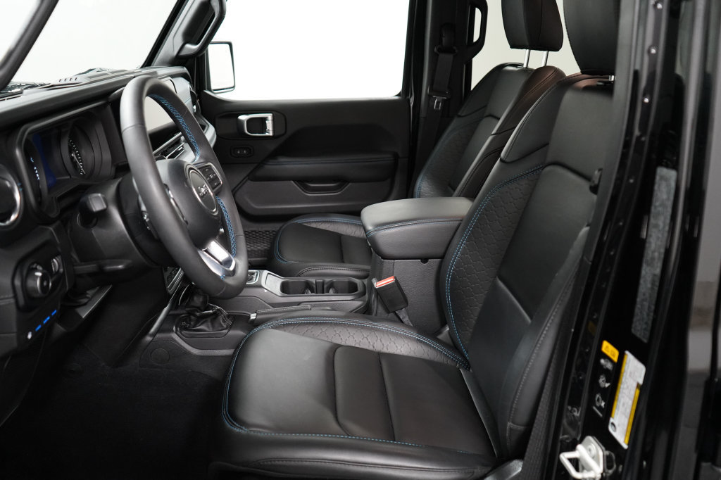 Used 2024 Jeep Wrangler High Altitude AWD/4WD image 12