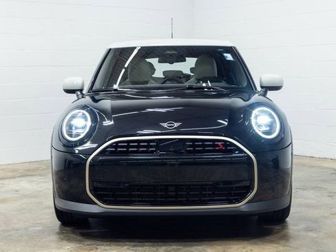 Certified 2025 MINI Cooper S image 6