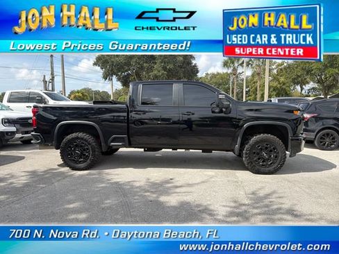 Used 2022 Chevrolet Silverado 2500 LTZ w/ LTZ Plus Package AWD/4WD image 13