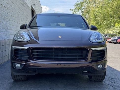 Used 2018 Porsche Cayenne AWD/4WD image 11