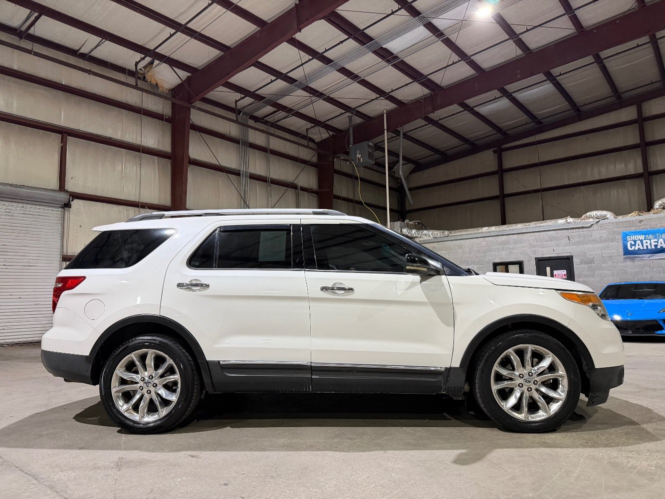 Used 2011 Ford Explorer XLT w/ 202A Rapid Spec Order Code FWD image 4