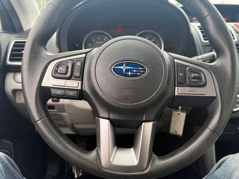 Used 2017 Subaru Forester 2.5i w/ Alloy Wheel Package AWD/4WD image 8