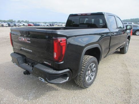 New 2026 GMC Sierra 1500 AT4 w/ AT4 Premium Package AWD/4WD image 5