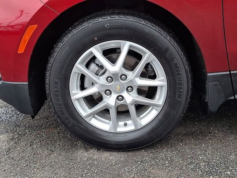 Used 2023 Chevrolet Equinox LT w/ LPO, Floor Liner Package image 32