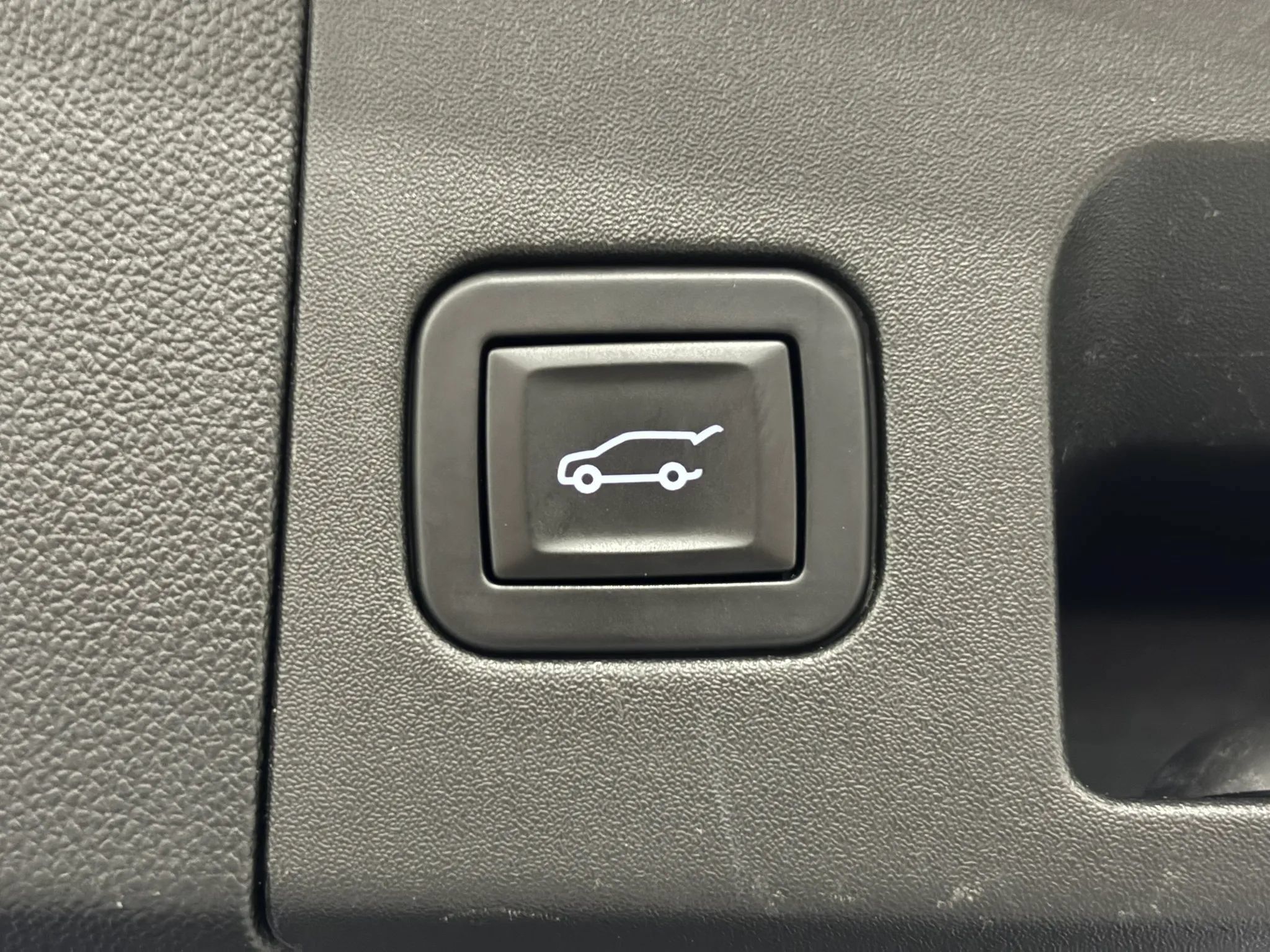 Used 2018 Cadillac XT5 Premium Luxury FWD image 46