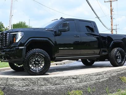 Used 2025 GMC Sierra 3500 Denali Ultimate