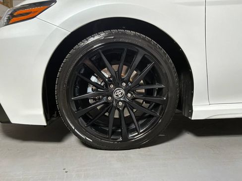 Used 2024 Toyota Camry XSE w/ Navigation Package FWD image 8